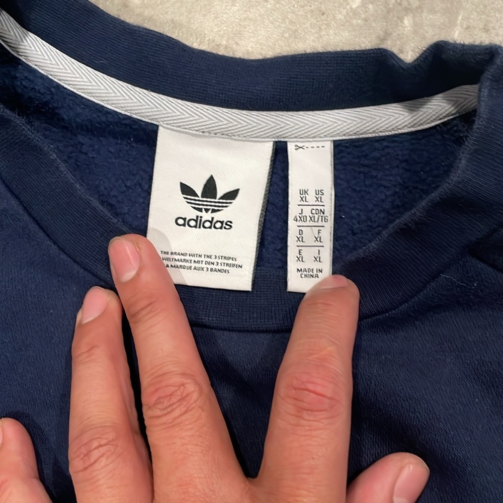 Adidas sweater - Picture 4 of 5